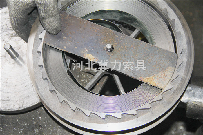 速差防墜器內部構造